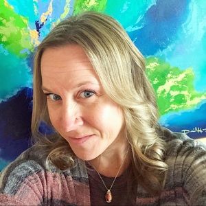 Meet your Posher, Jennifer